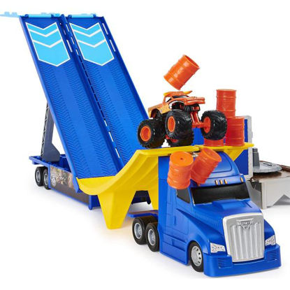 spin6058258-camion-monster-jam-trai