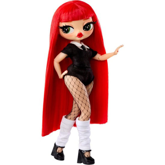 mgae249696-muneca-omg-music-festiva